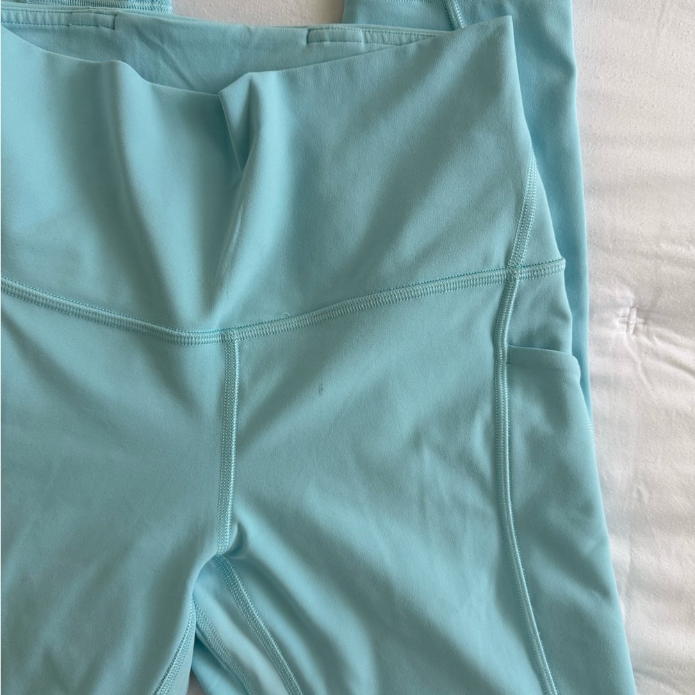 Lululemon Align Pockets Icing Blue Sz 6 - Picture 4 of 4